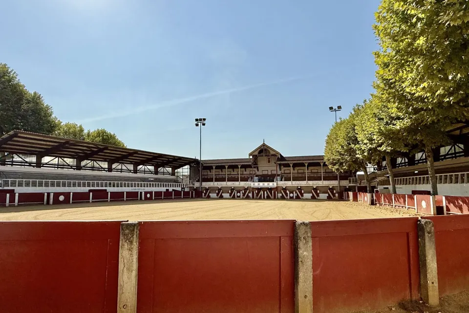 Arènes de Cazaubon