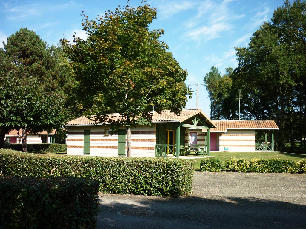 Gîtes de Chêneraie - Parc touristique de la Ch ...
