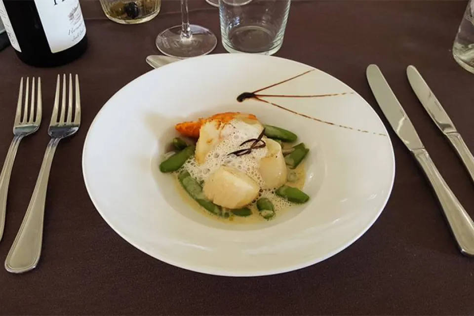 The Pont d'Arcole caterer