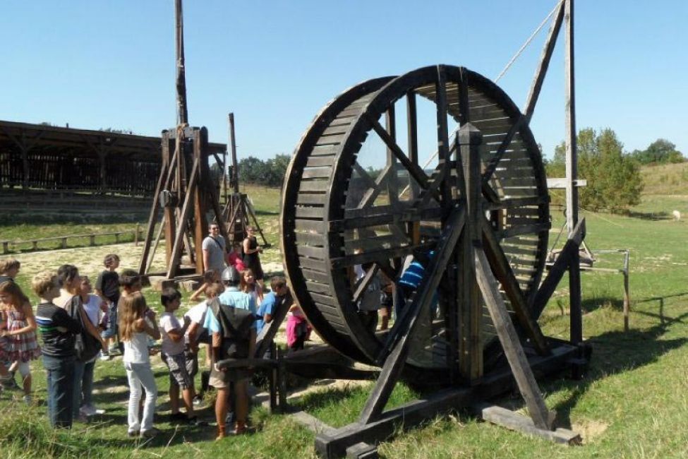 Camp de Siège Médiéval