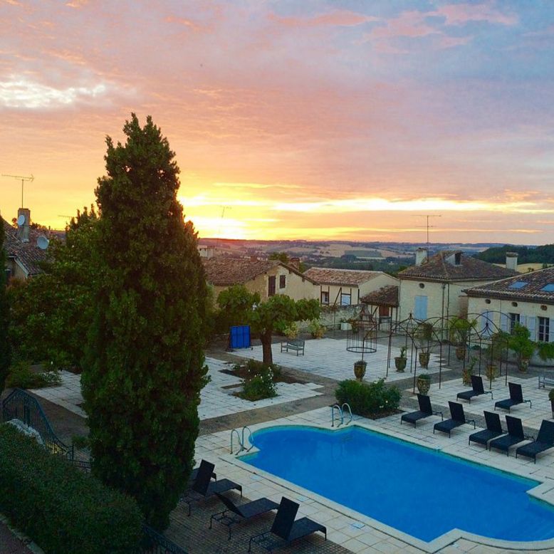 Logis Hôtel de Bastard