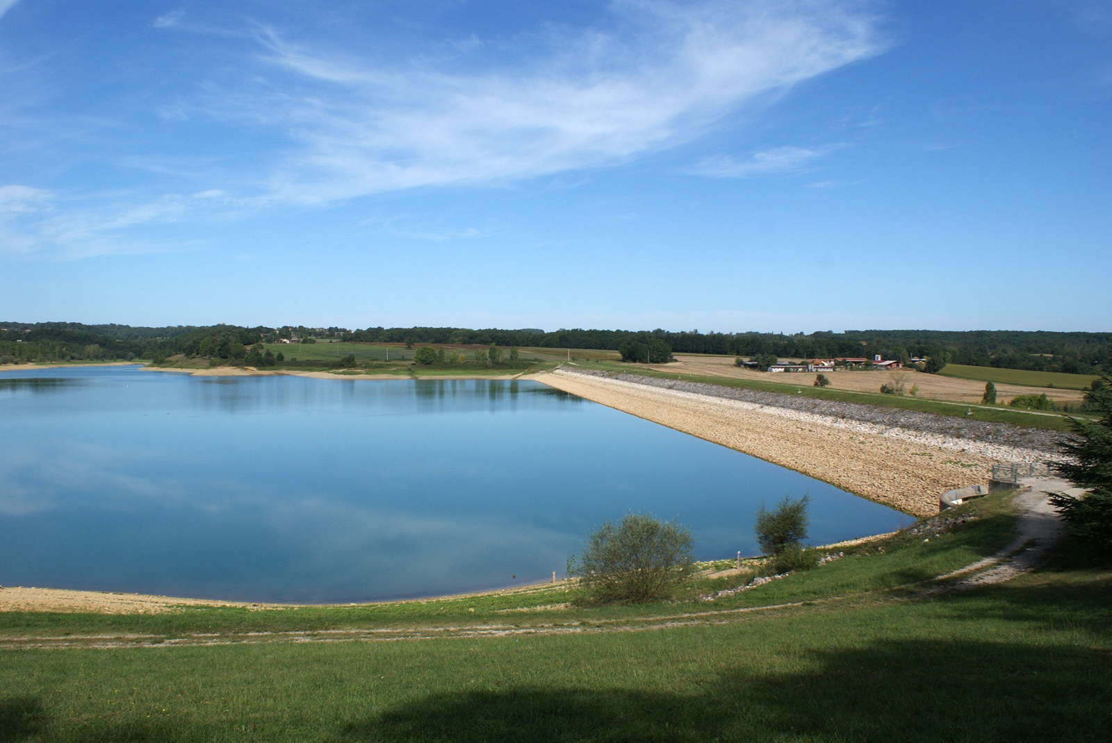 The Lake of the Gimone