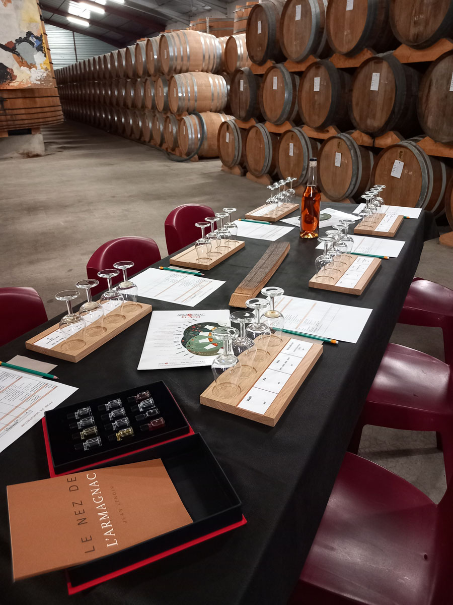 Lot De 12 Verres à Shooter - Caves Des Producteurs Réunis Nogaro En Armagnac - Publicitaires