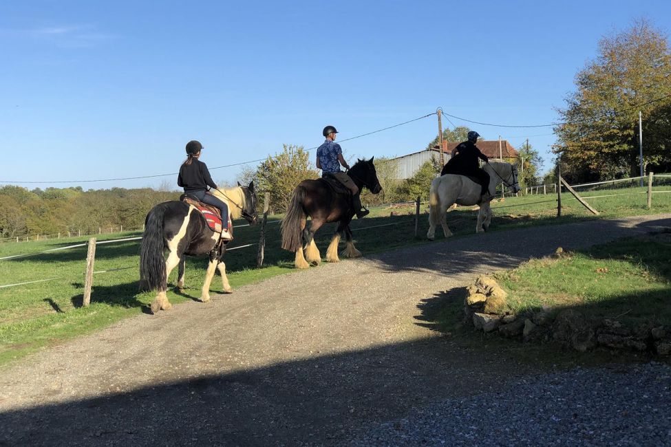 Lou Petit Trott à cheval