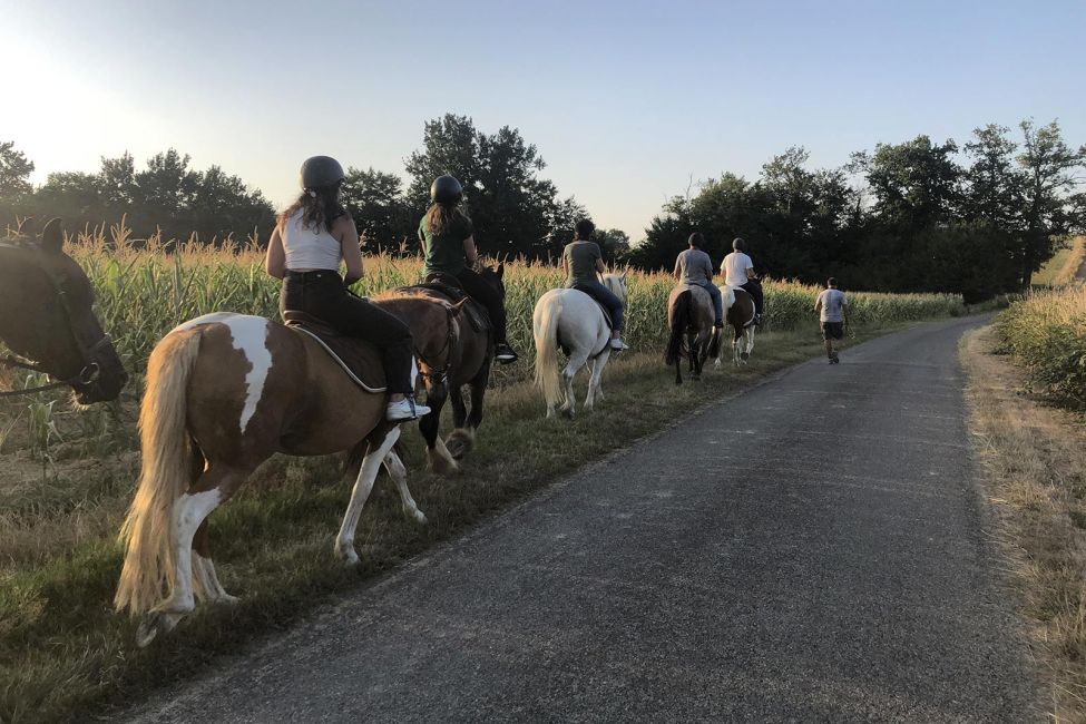 Lou Petit Trott à cheval