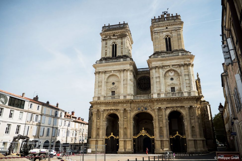 Auch Villes Villages Et Bastides Auch Guide Du Gers auch-villes-villages-et-bastides-auch-guide-du-gers