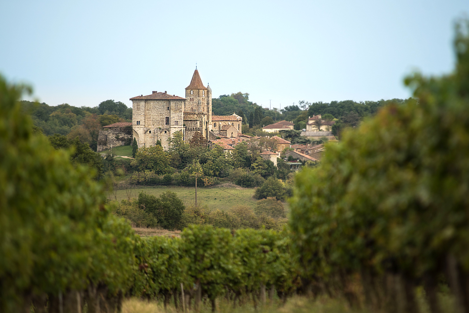 Visiter Lavardens, l’un des « Plus beaux villa ...