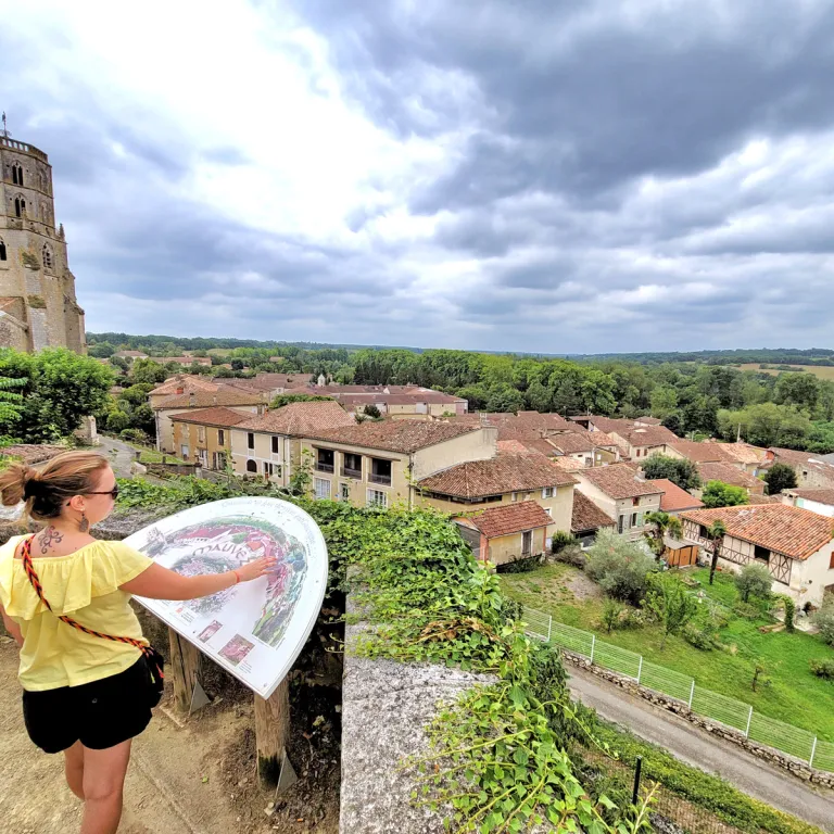 Mauvezin: Discovery walk between upper town an ...