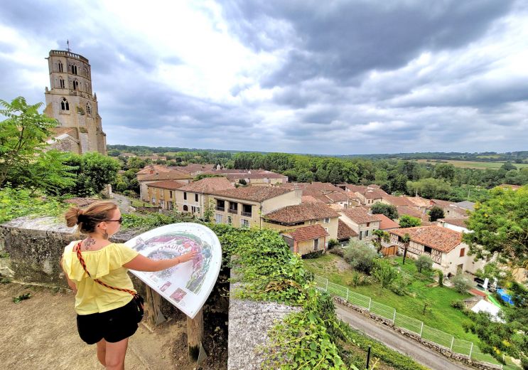 Mauvezin: Discovery walk between upper town an ...