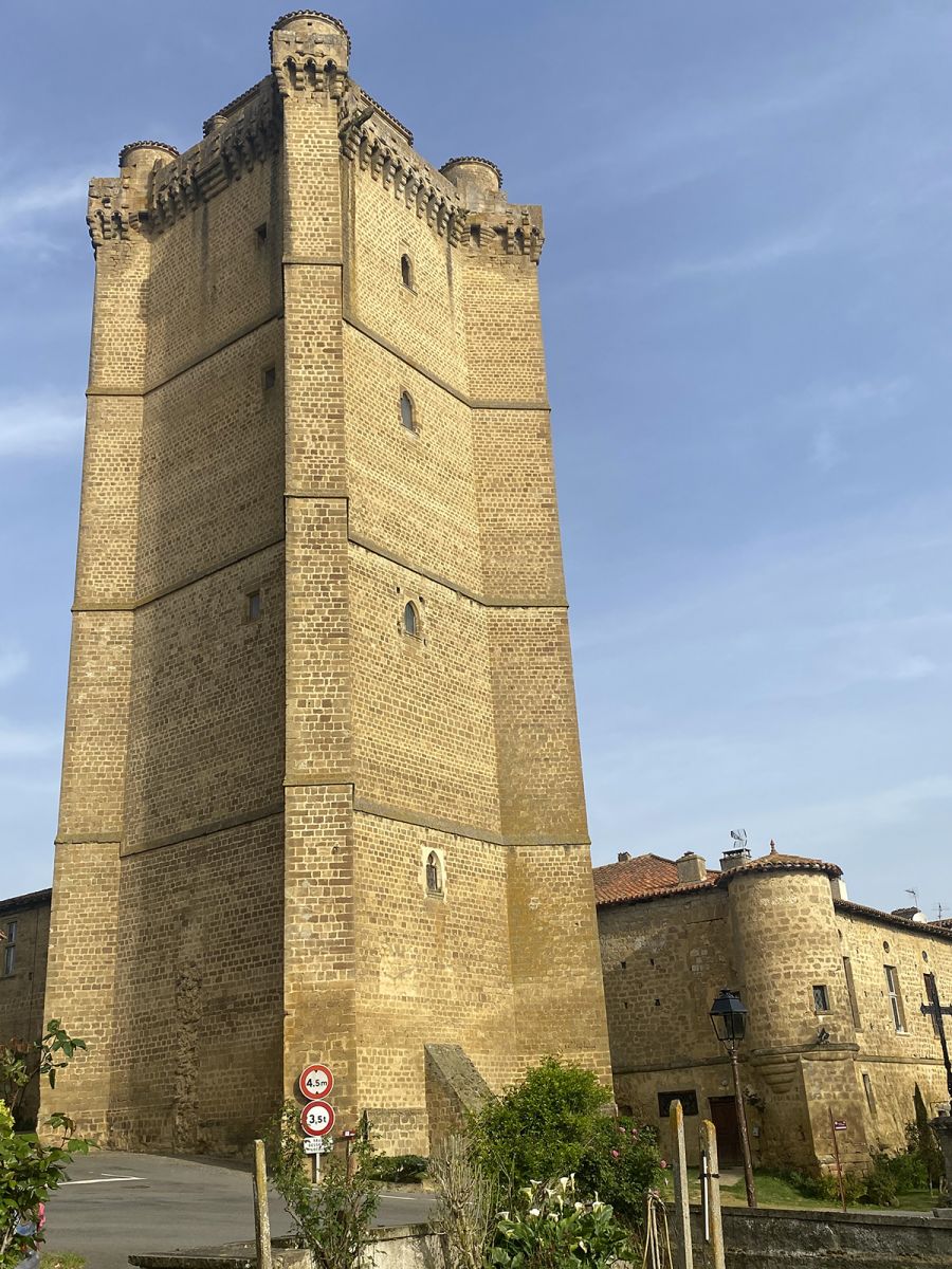 Le donjon de Bassoues - Crédit Photo OT de Mirande Astarac