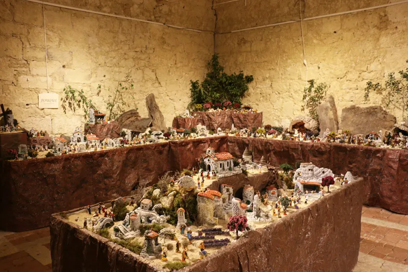 nativity figurine