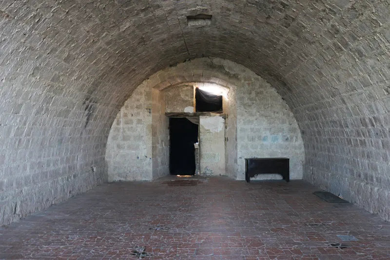 Lavardens Castle