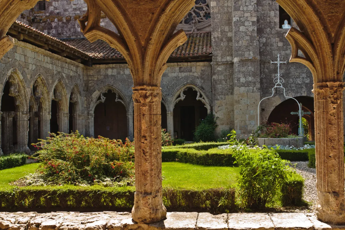 The collegiate church of La Romieu - Photo © Philippe Graille Photo / Adobestock