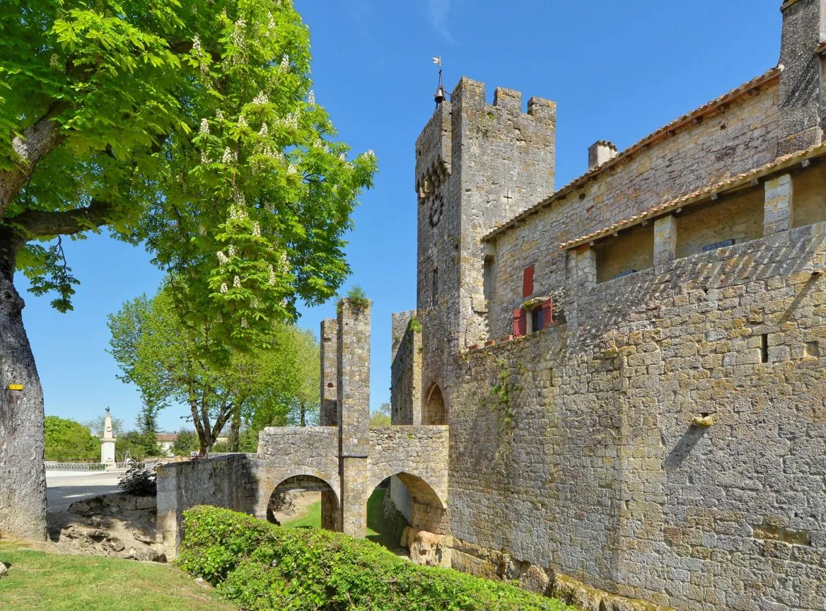 Larressingle Photo: AdobeStock Pascal-Moulin