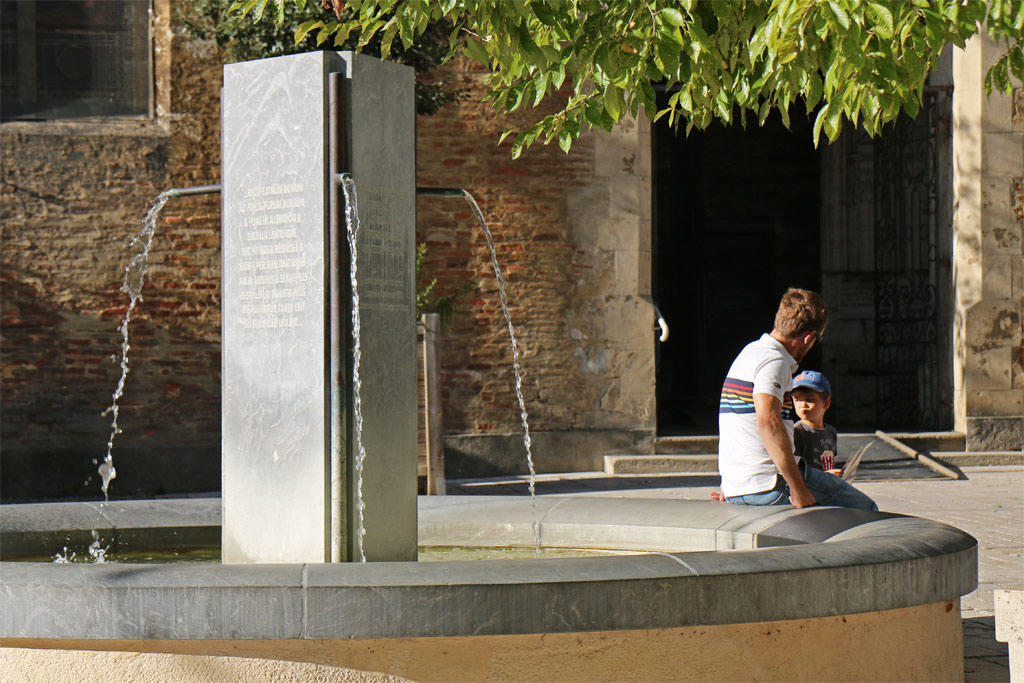 fountain in Cathedral Square