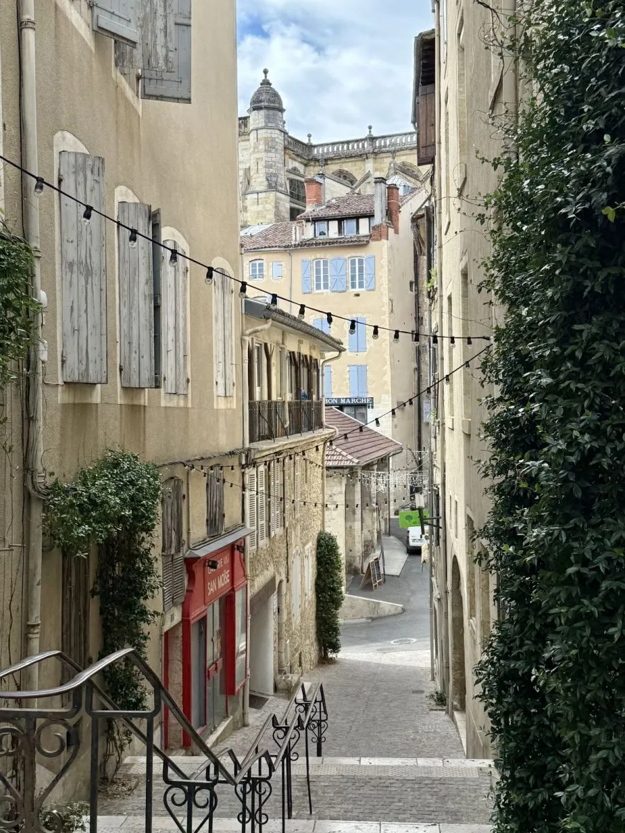 ruelles auch