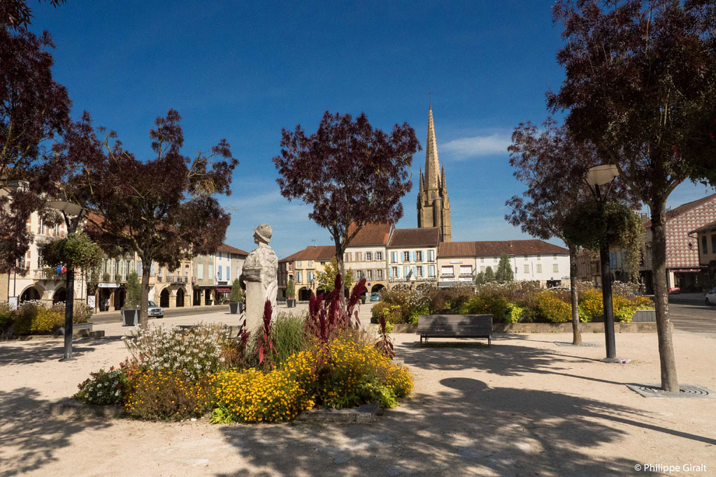 Marciac city center