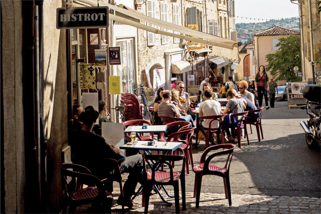 Café terrace in Auch